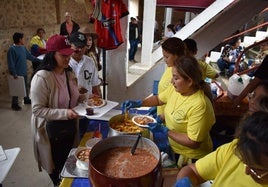 La comunidad ecuatoriana ofreció diversas recetas típicas de su país.