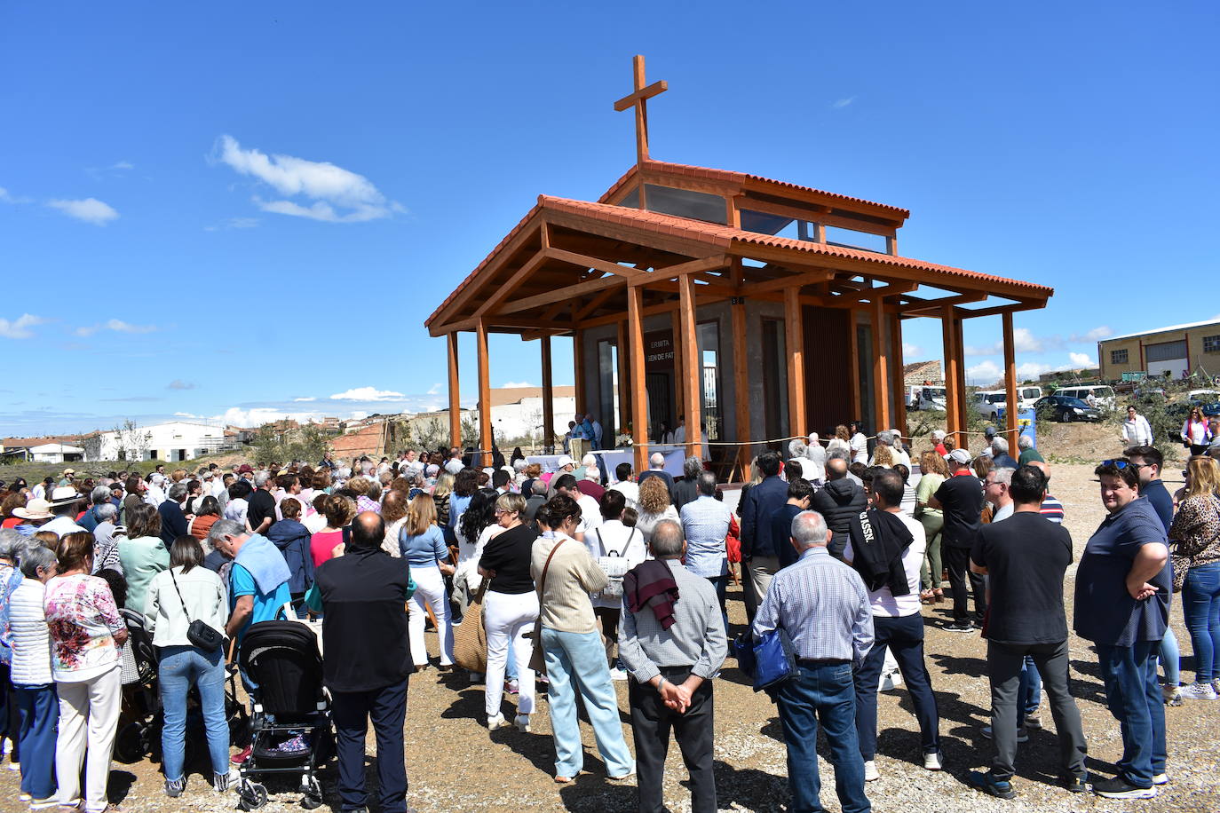 Inauguración de la ermita de la Virgen de Fátima en Pradejón