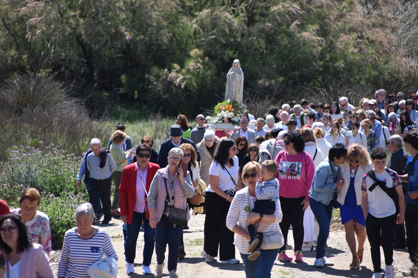Inauguración de la ermita de la Virgen de Fátima en Pradejón