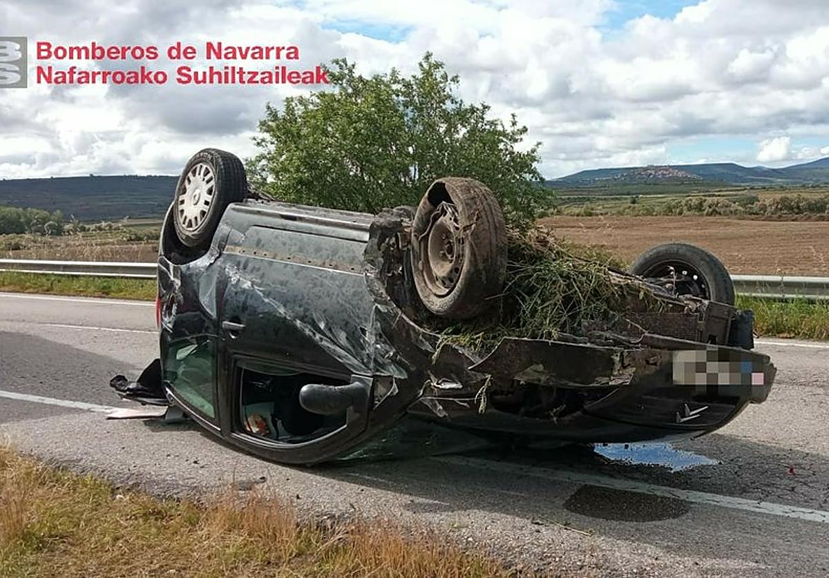 Vuelco de un vehículo en Alcanadre