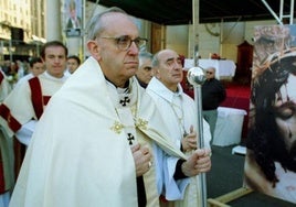 El arnedano Gentico, junto a Bergoglio en Buenos Aires en 2001.