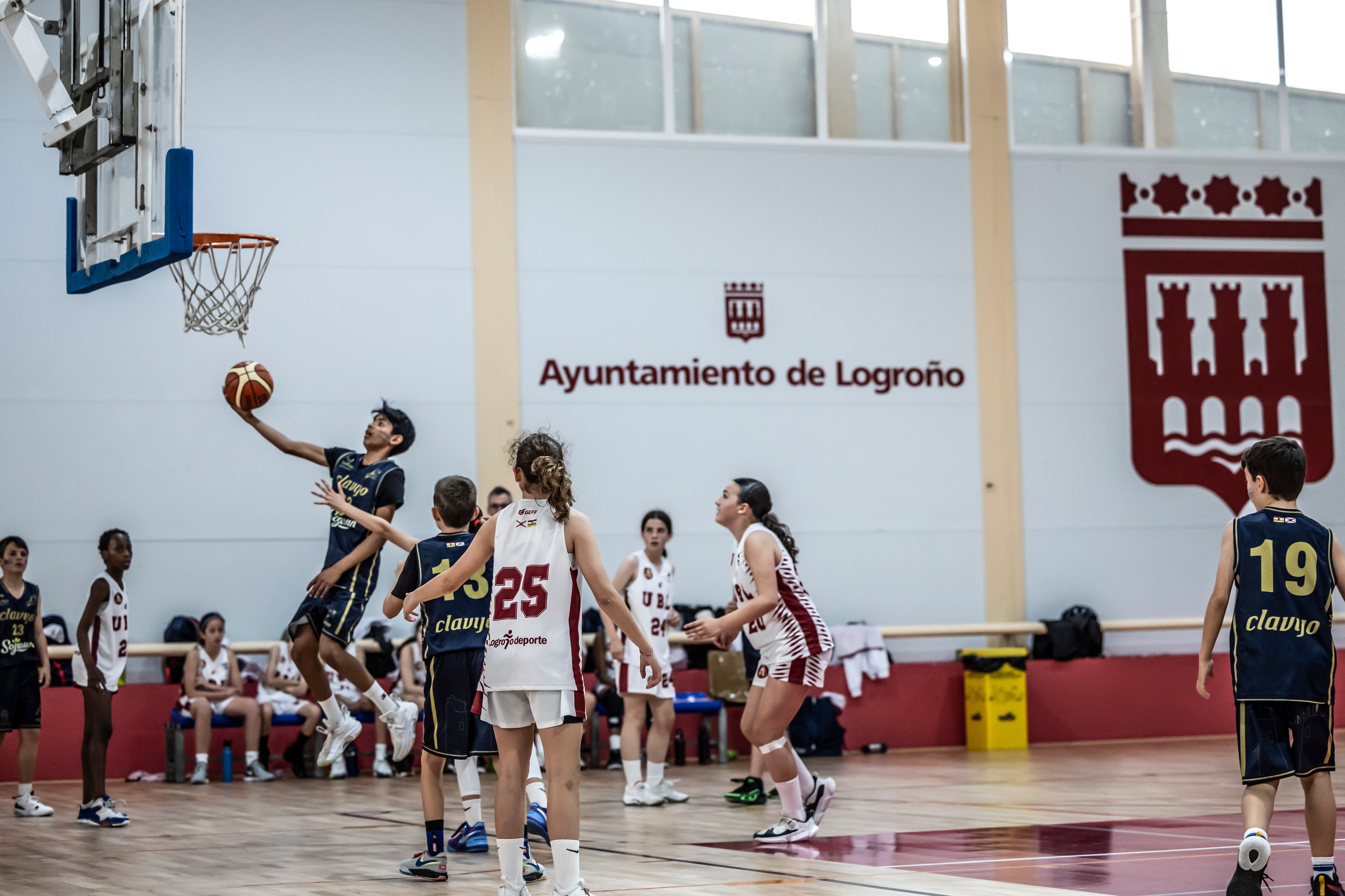 Lobete acoge la segunda jornada del Día del Mini