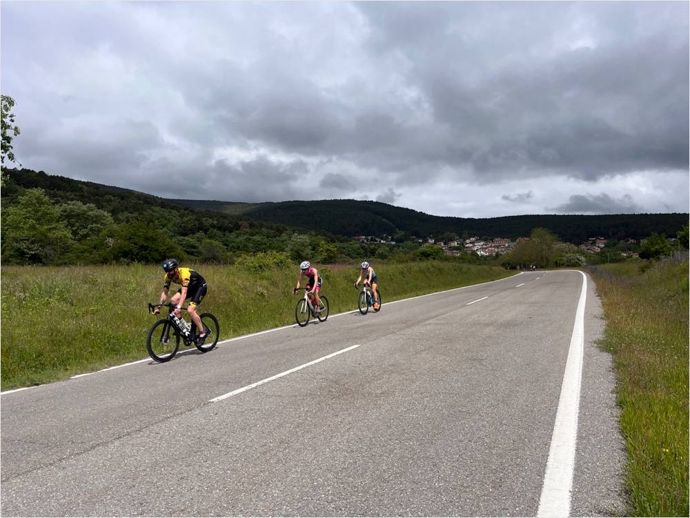 Del Alámo y Remírez ganan el triatlón de El Rasillo