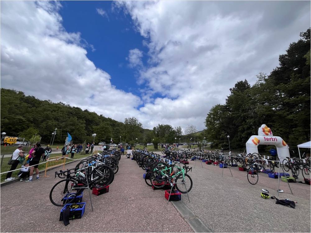 Del Alámo y Remírez ganan el triatlón de El Rasillo