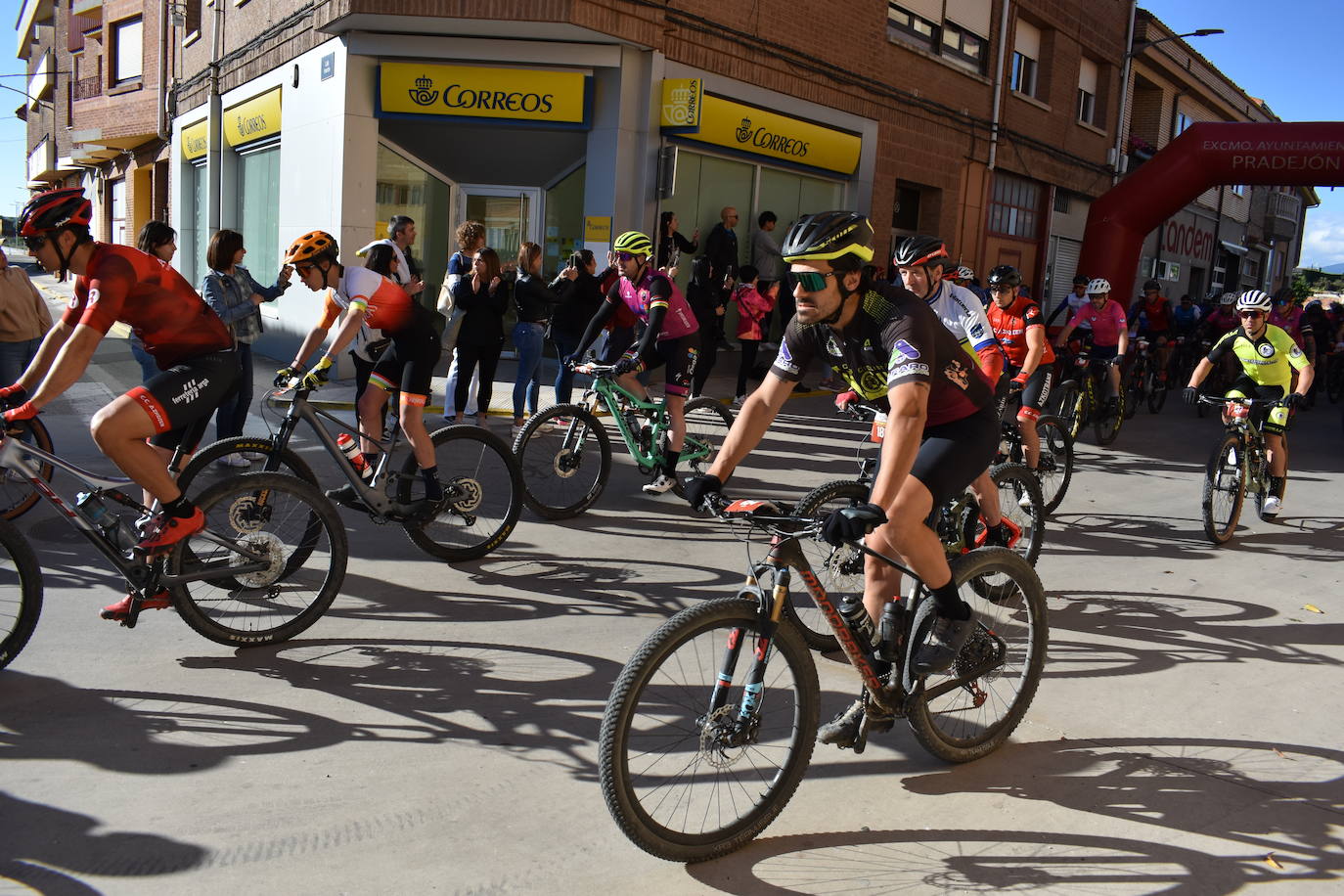 La XI BTT de la seta y el champiñón de Pradejón contó con 210 ciclistas