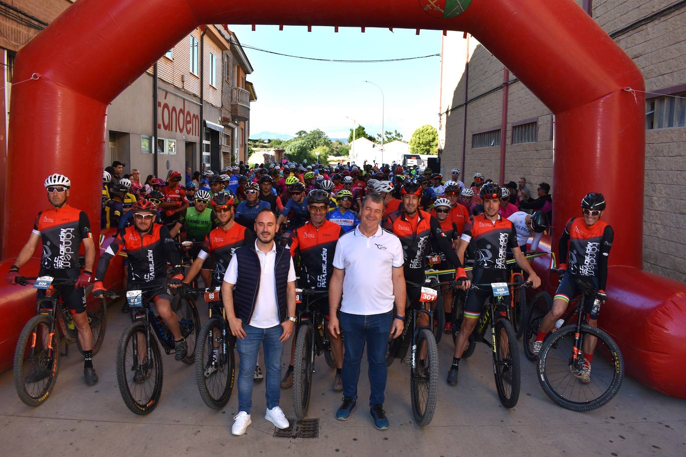 La XI BTT de la seta y el champiñón de Pradejón contó con 210 ciclistas