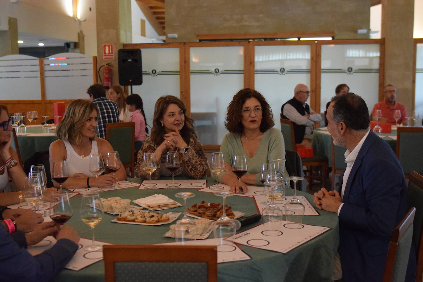 Entrega de premios y cata de los vinos de Ramón Bilbao