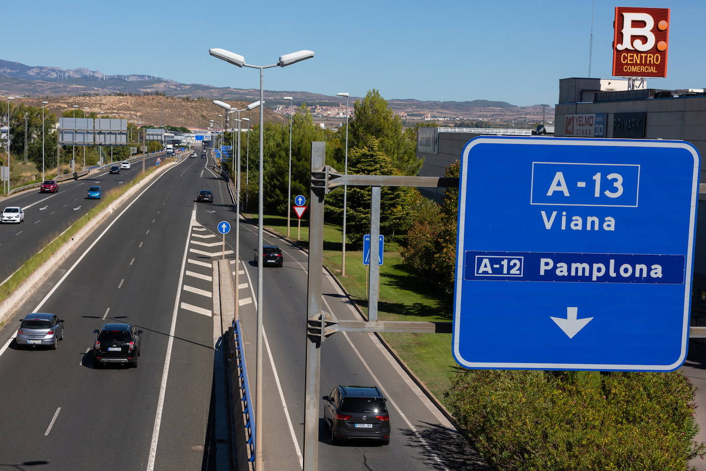 La A-13. Al fondo,el tramo que cruza el Ebro