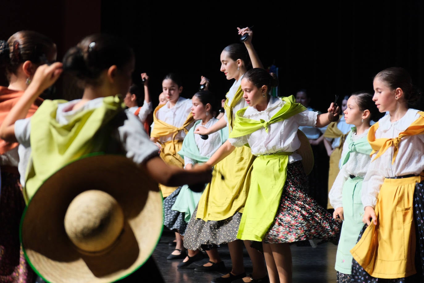 VIII Festival Folklórico Infantil, en imágenes