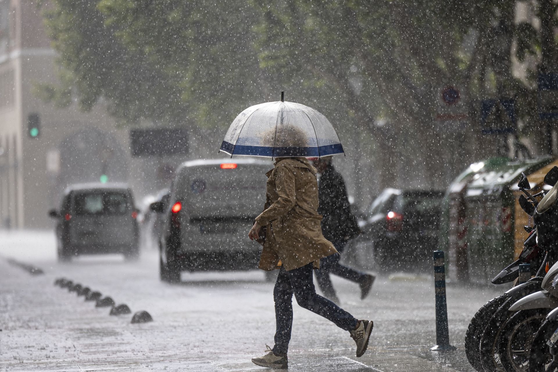 Lluvias en Logroño en un día de tormenta.