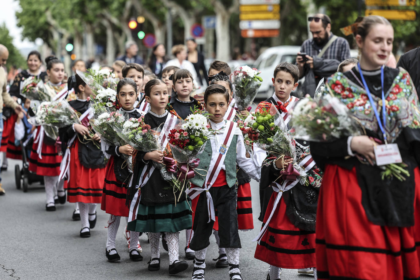 Ofrenda floral a San Bernabé