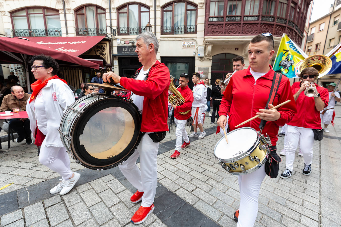 Búscate en las degustaciones de las peñas de Logroño