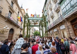 Arco de San Bernabé de este año.