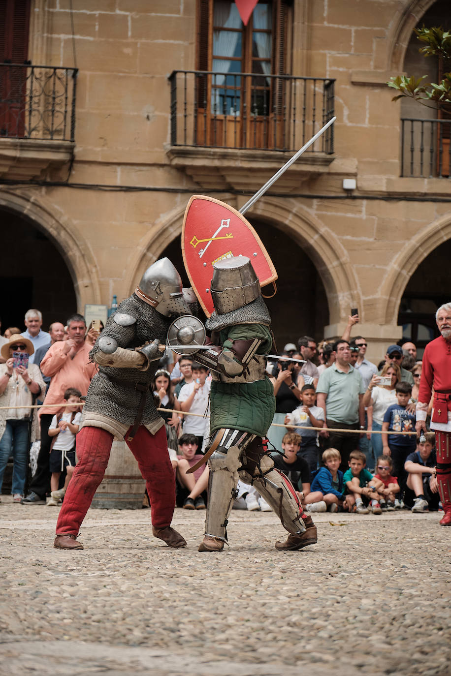 Briones medieval: las imágenes del domingo