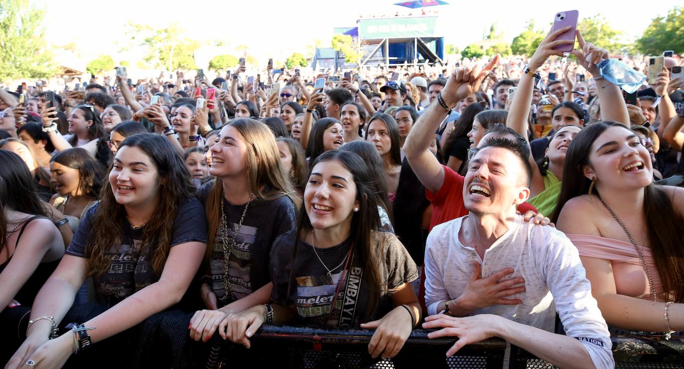 El público vibra con La oreja de Van Gogh