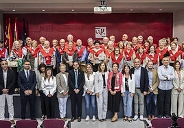 Graduación de adultos en la Universidad de la Experiencia