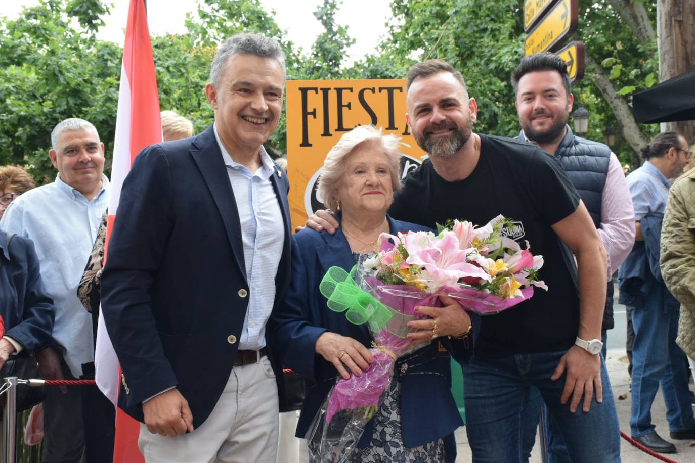 La calle San Juan ya está de fiesta