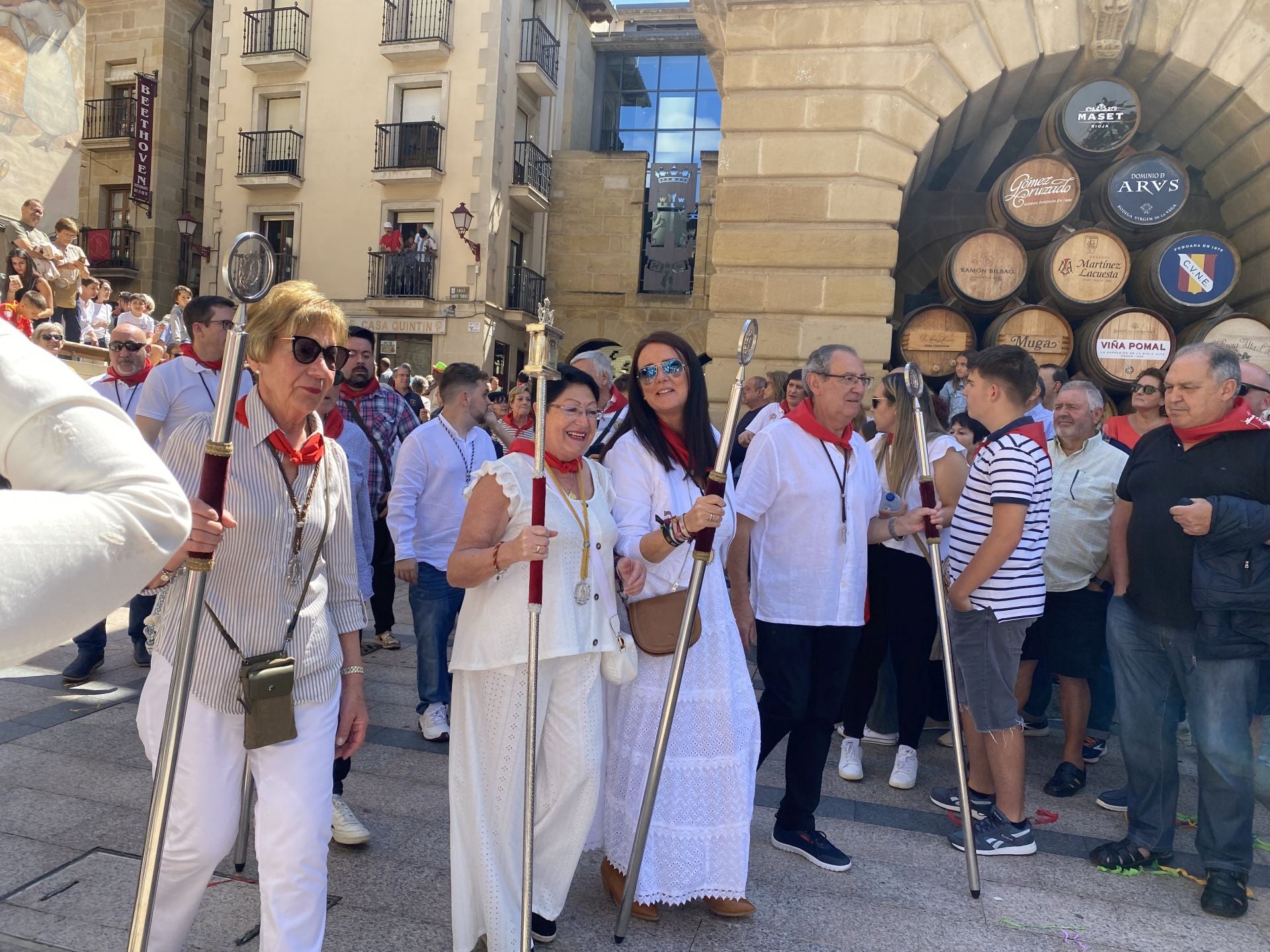 El disparo del cohete en Haro, en imágenes