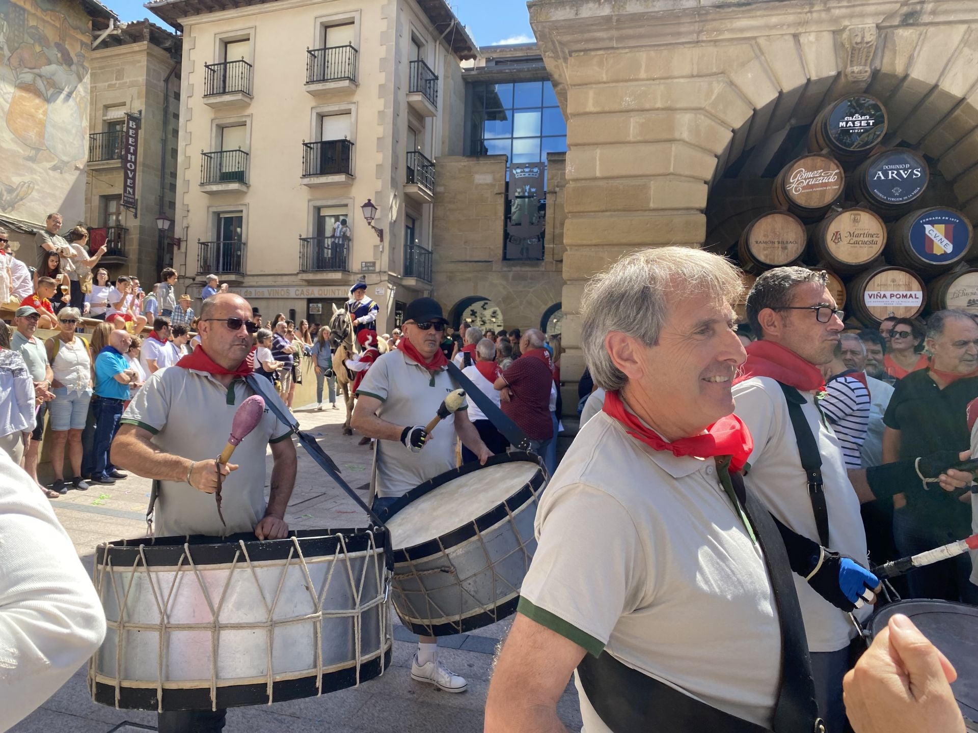 El disparo del cohete en Haro, en imágenes