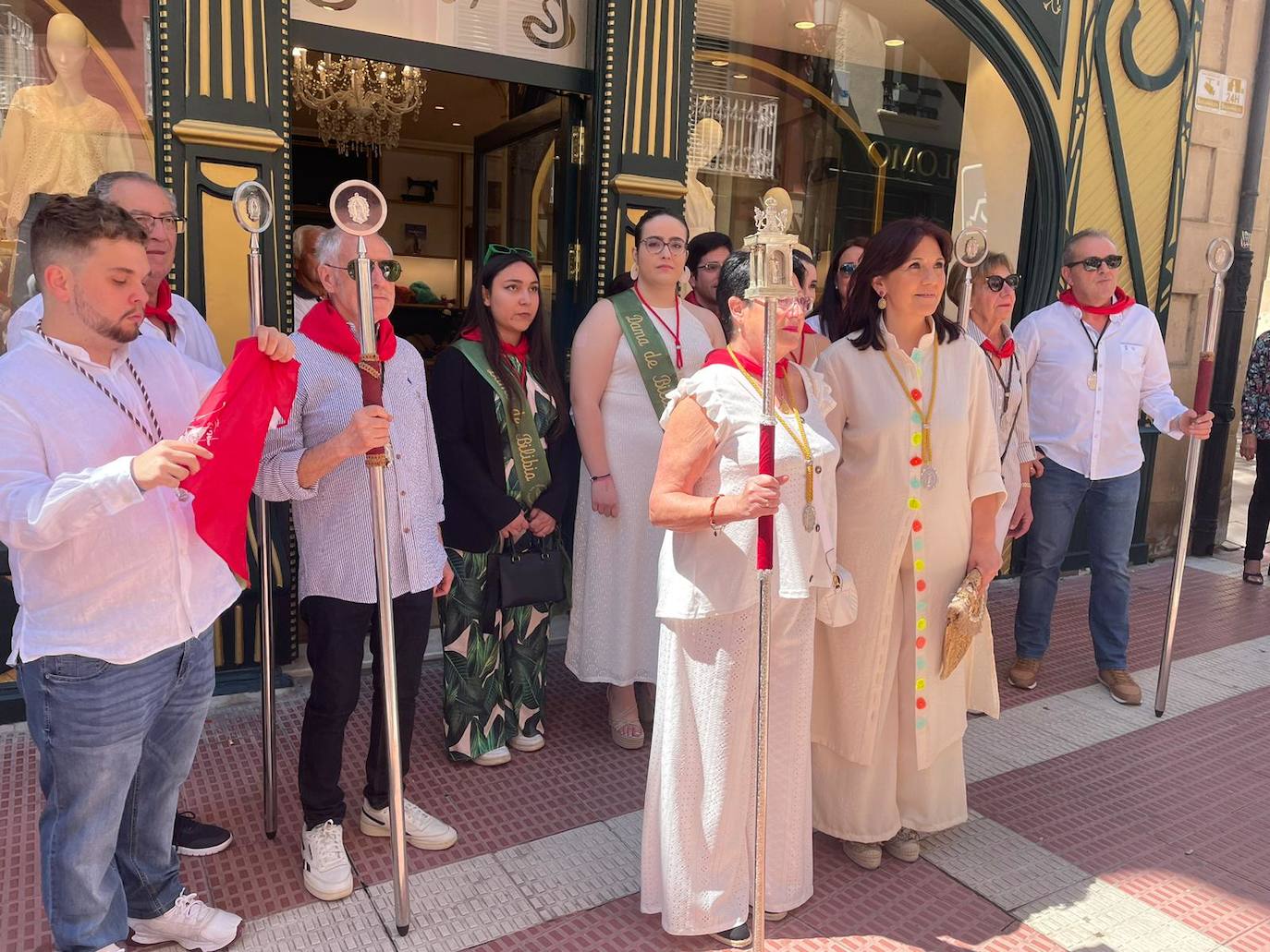 El disparo del cohete en Haro, en imágenes