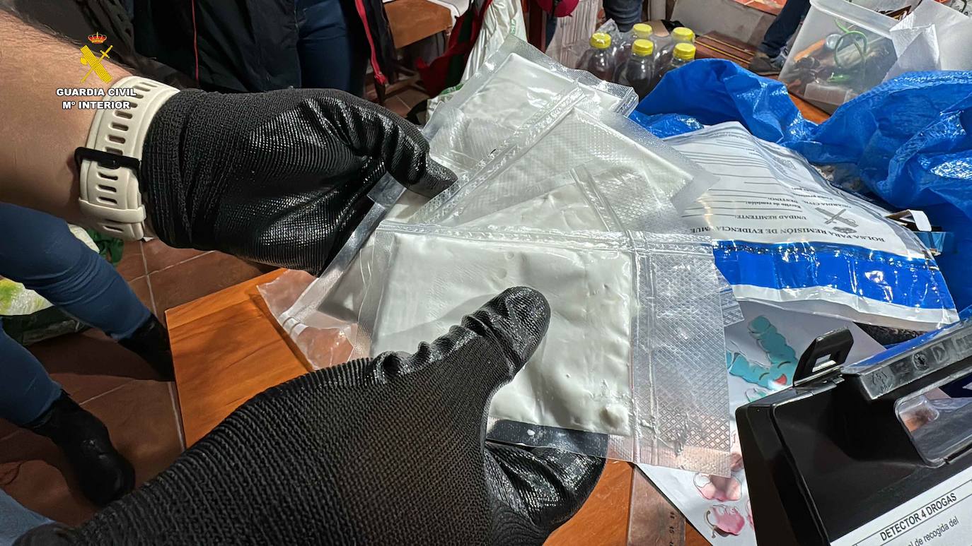 Las imágenes de la operación antidroga en Calahorra