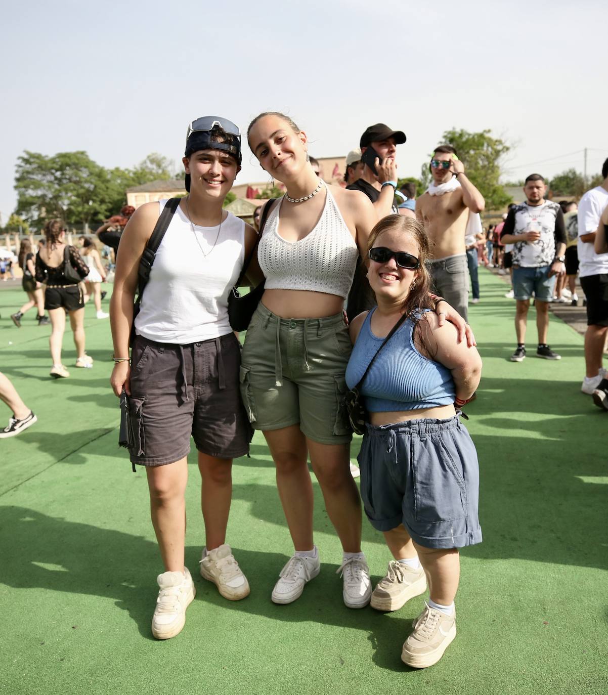 Inauguración de Holika con Raul Clyde como sorpresa