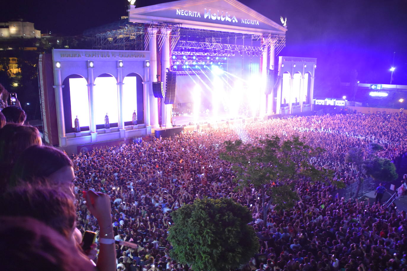 Las imágenes de los conciertos de Paopao, Álvaro Díaz y Myke Towers