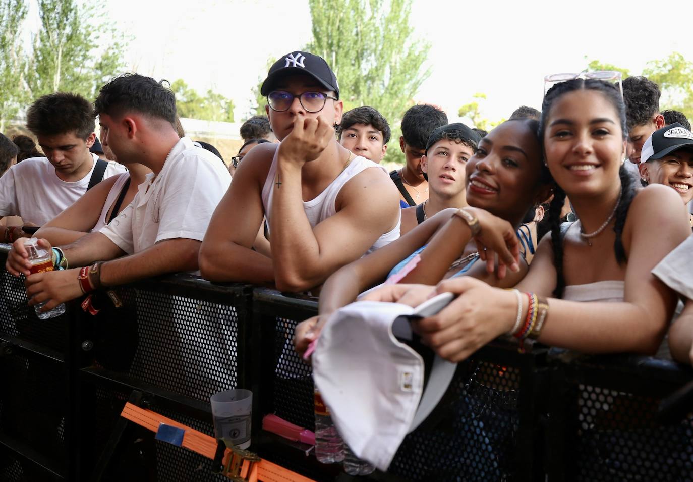 Calor y buen ambiente en Holika el viernes por la tarde