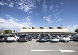 Entrada al aeropuerto de Agoncillo.