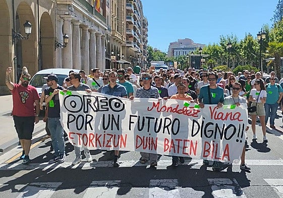 Trabajadores de Mondelez se han manifestado este jueves en Logroño.
