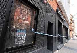 Fachada de la discoteca The Hangar, en el momento en el que fue clausurada.