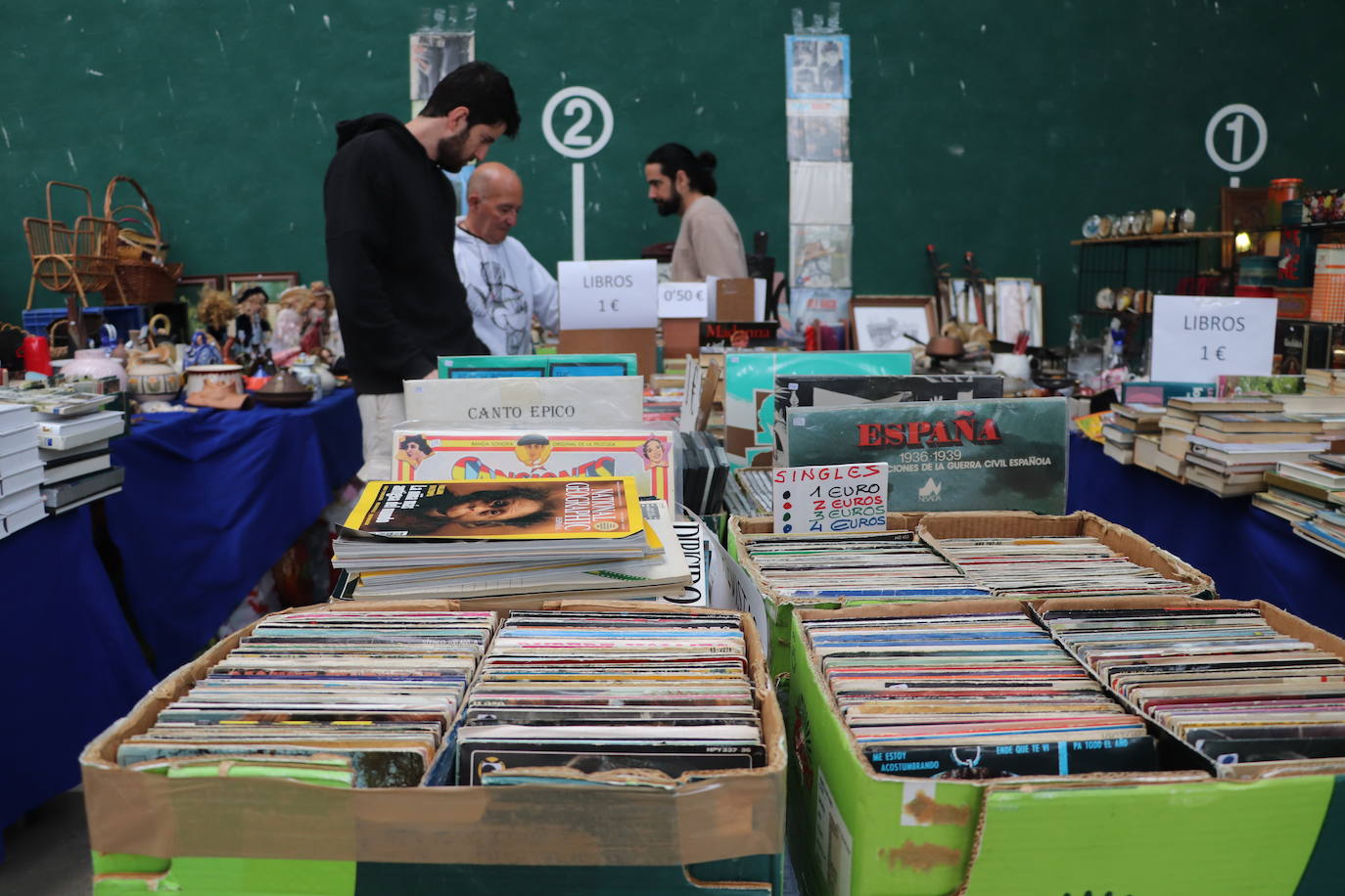 Las imágenes de la XII Feria Nacional de Antigüedades de Munilla