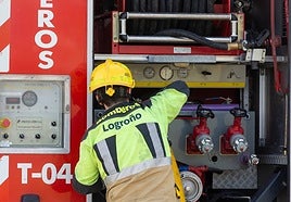 Arde un tractor en un paraje de Entrena