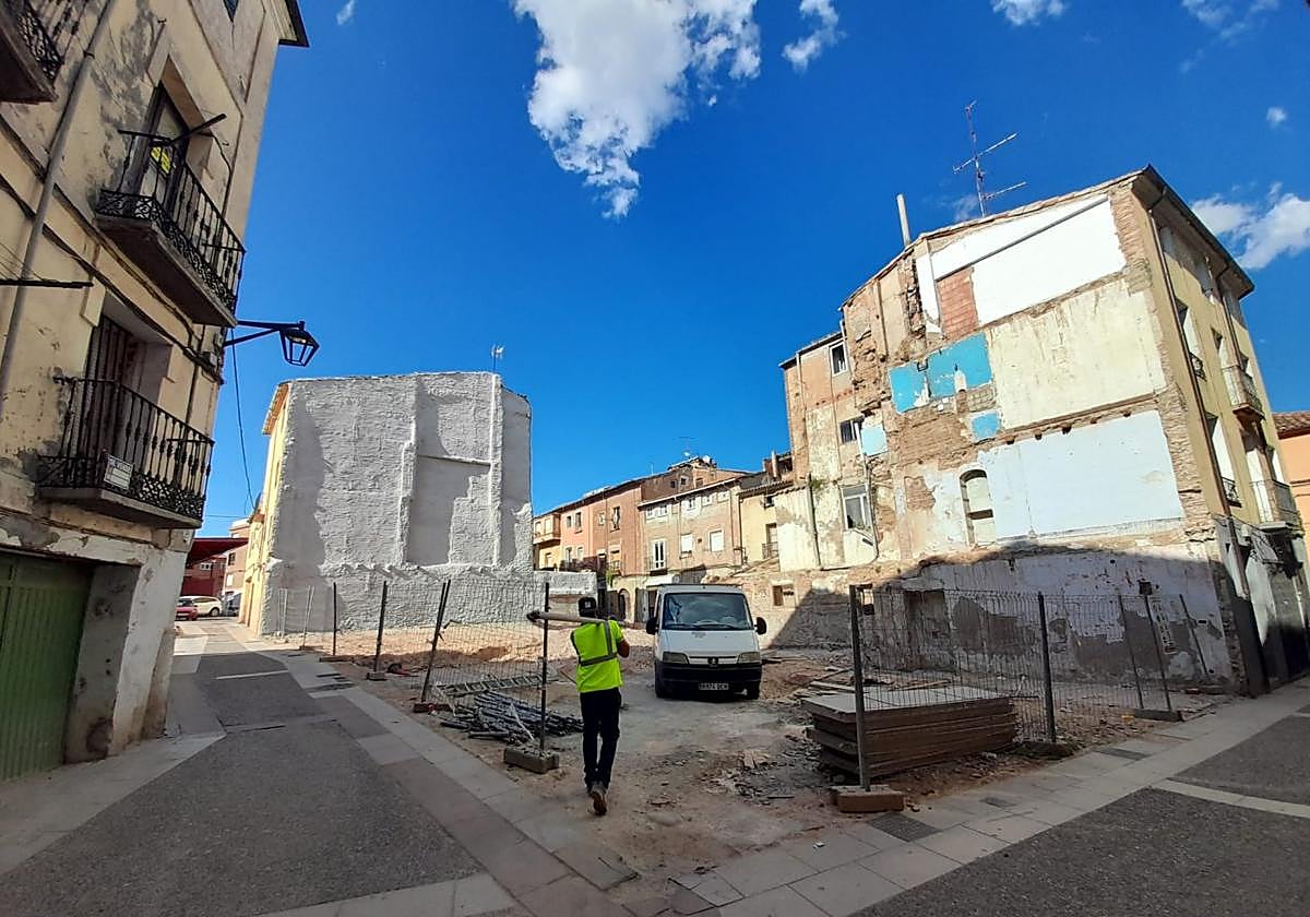 Uno de las últimas zonas del casco antiguo de Calahorra donde se han derribado varios inmuebles, en las calles San Andrés, Navas y Estrella.