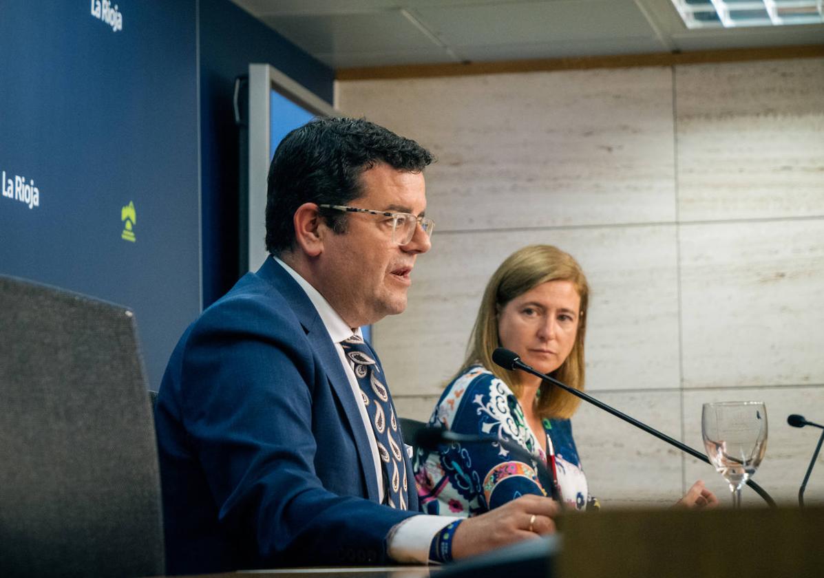 Alfonso Domínguez y Noemí Manzanos, tras el Consejo de Gobierno celebrado esta mañana