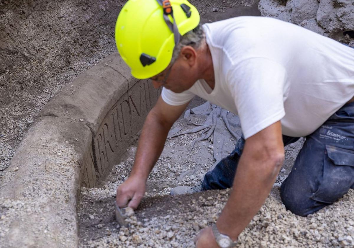 Hallan en Pompeya la tumba del gobernador de los autrigones, una tribu asentada en La Rioja