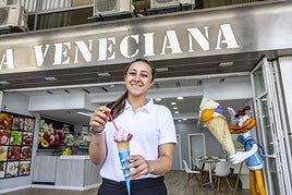 La Veneciana abrió sus puertas en 1943 y ahora son los hermanos Bez, la tercera generación, quienes están al frente de la heladería.