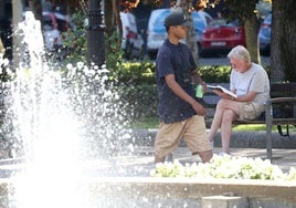 Las fuentes dan sensación de frescor en las plazas logroñesas.