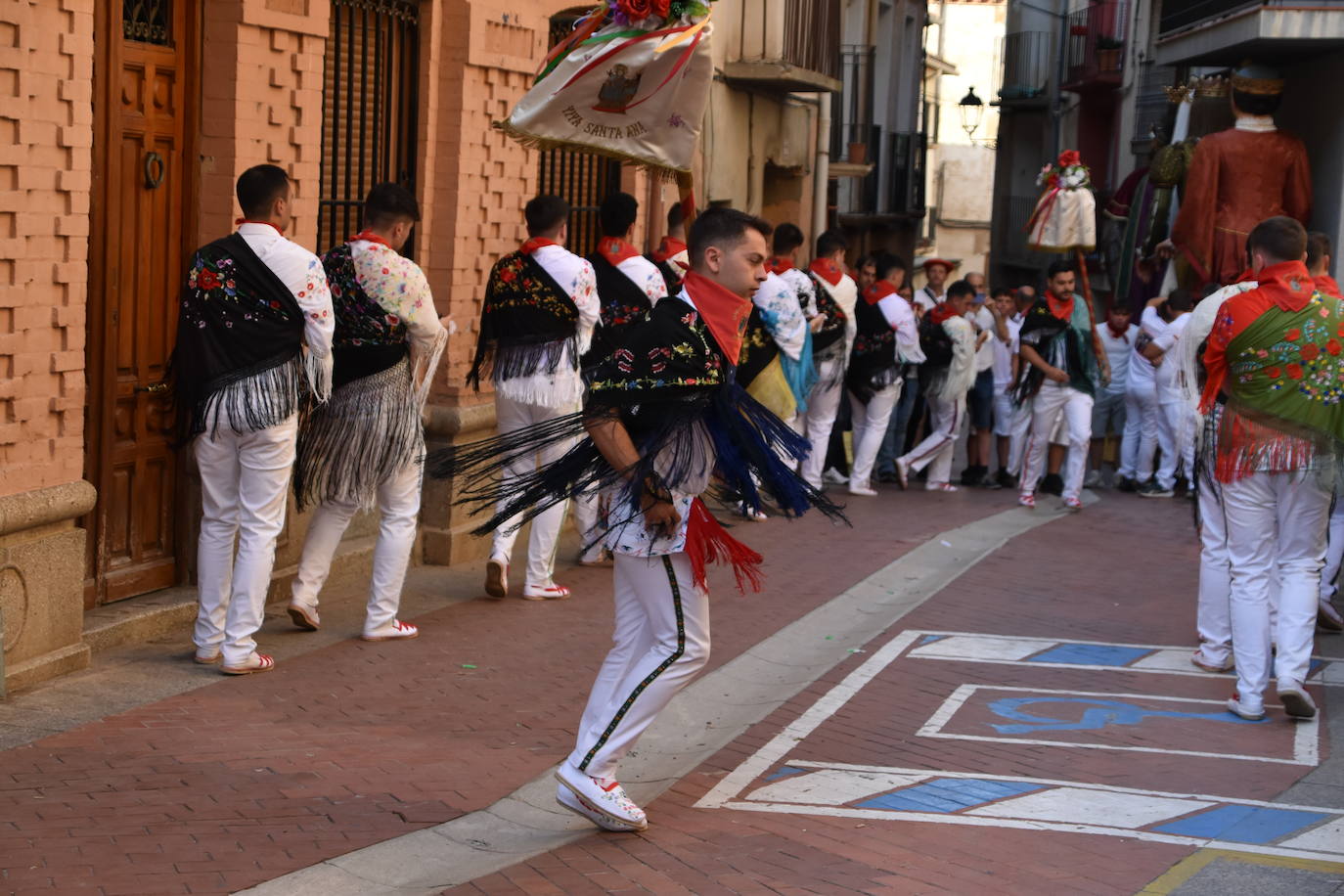 Búscate en las fiestas de Santa Ana de Cervera