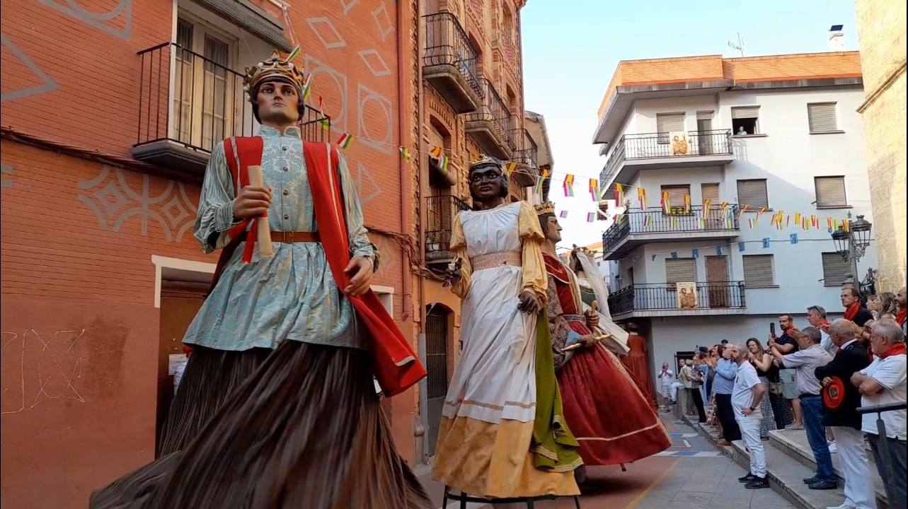 Búscate en las fiestas de Santa Ana de Cervera