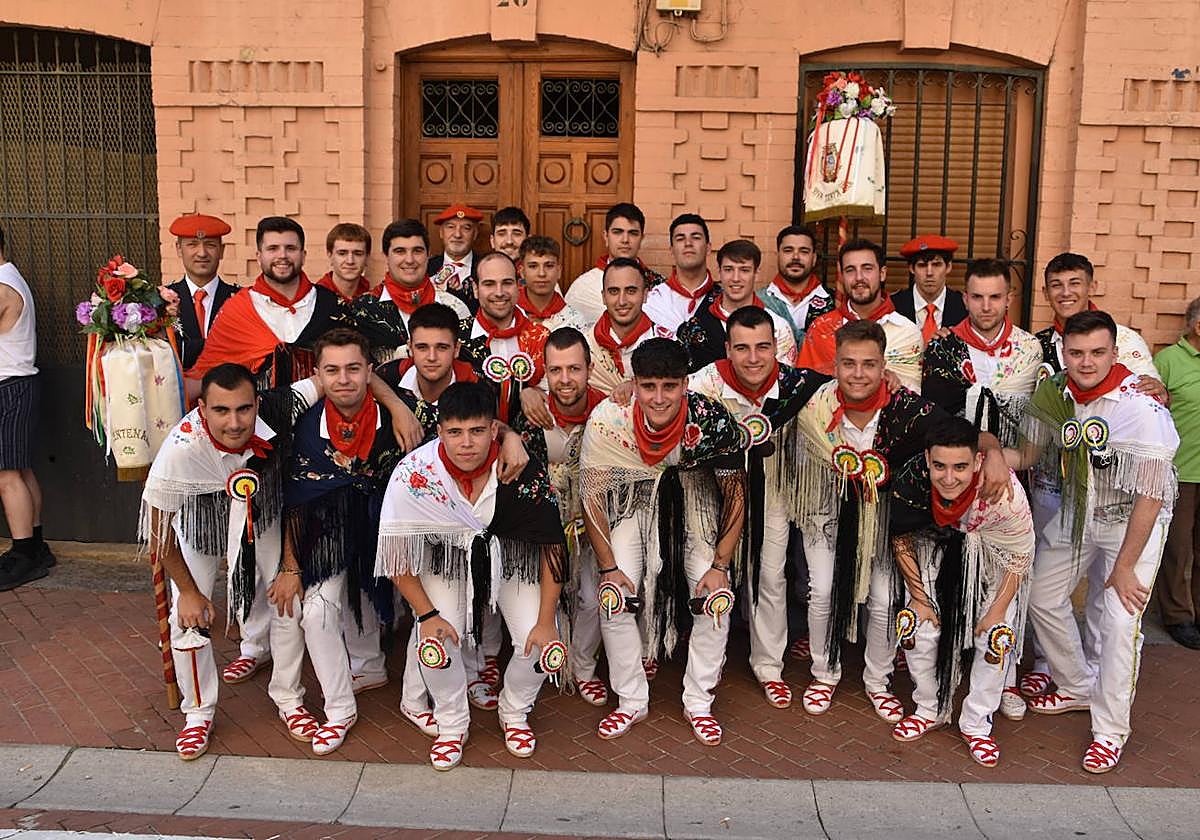 Búscate en las fiestas de Santa Ana de Cervera