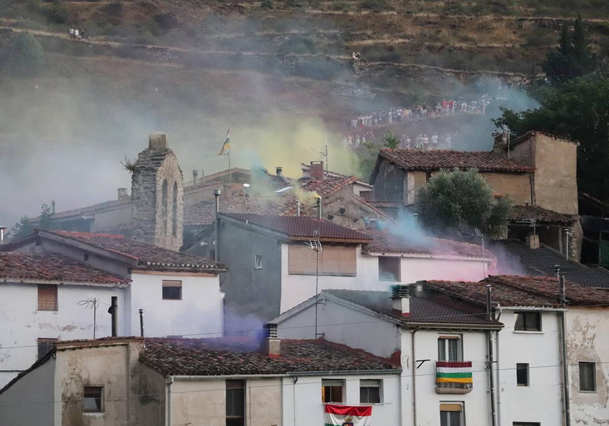 Fiesta del humo en Peroblasco