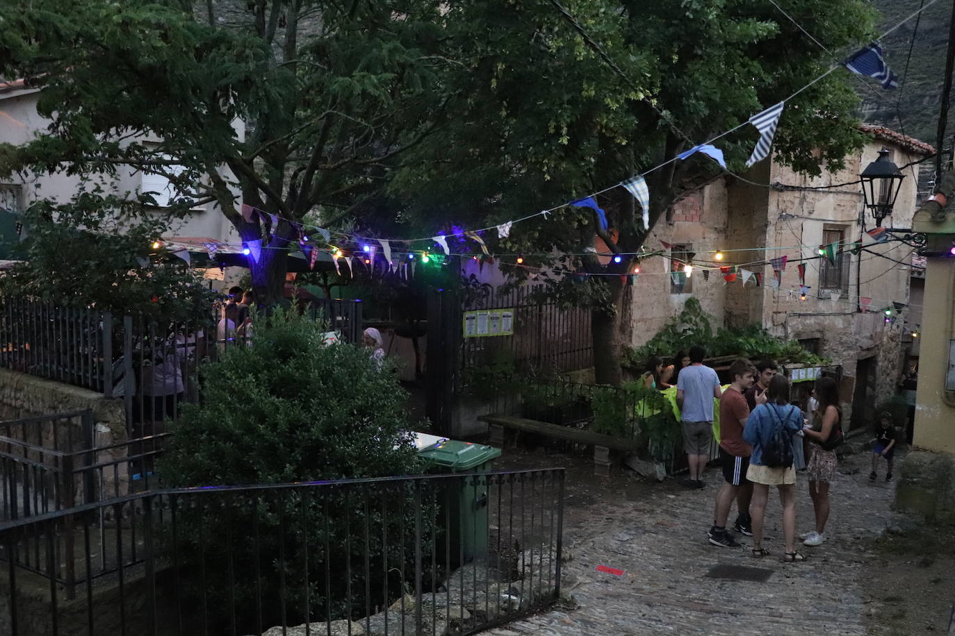 Fiesta del humo en Peroblasco