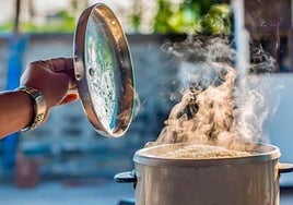 Cambiar de cuchillo y otras claves y consejos para no intoxicarte al cocinar