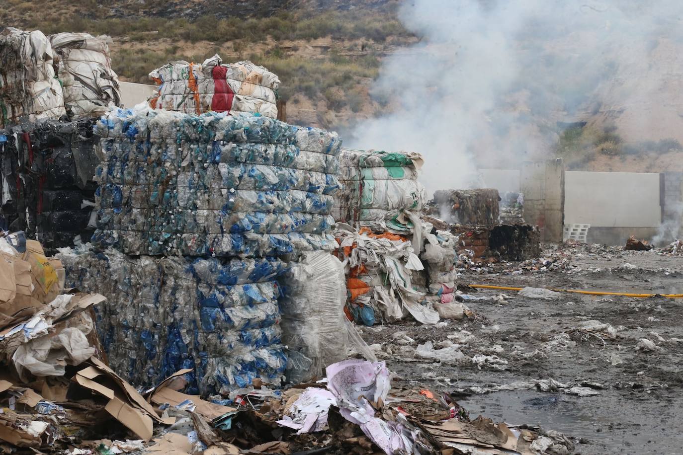 Las imágenes del incendio de Recirsa