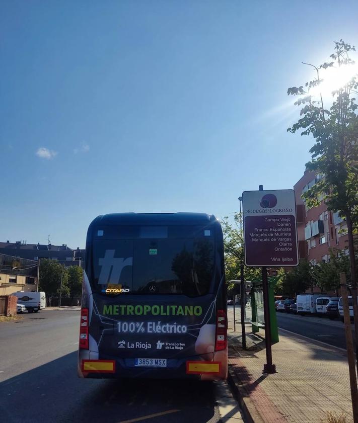 Imagen secundaria 2 - La flota de metropolitanos incorpora el primer autobús 100% eléctrico