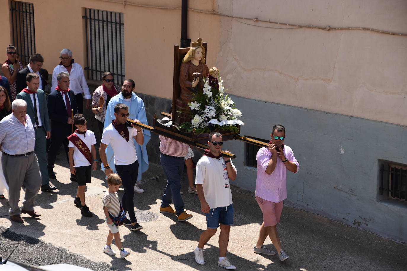 Procesión de la Virgen de la Antigua en las fiestas de Ausejo