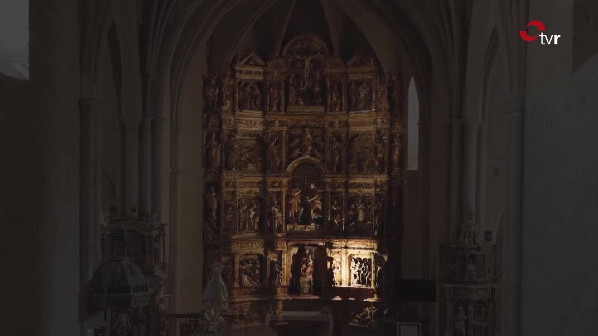 El domingo en Grañón arte y vídeo se dan la mano en su retablo