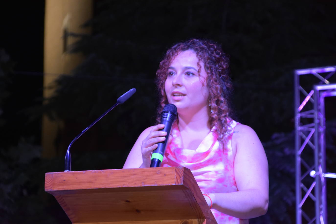 Proclamación de la reina de las fiestas de Aldeanueva