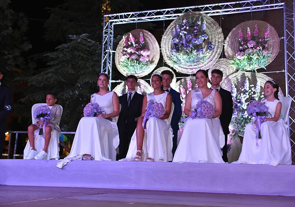 Proclamación de la reina de las fiestas de Aldeanueva